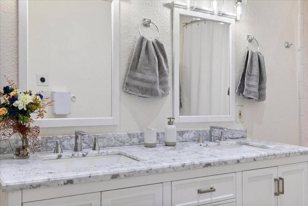 Lucky House - Tranquility In The Middle Of Houston - Tv In Every Room - 300 M2 Exterior photo